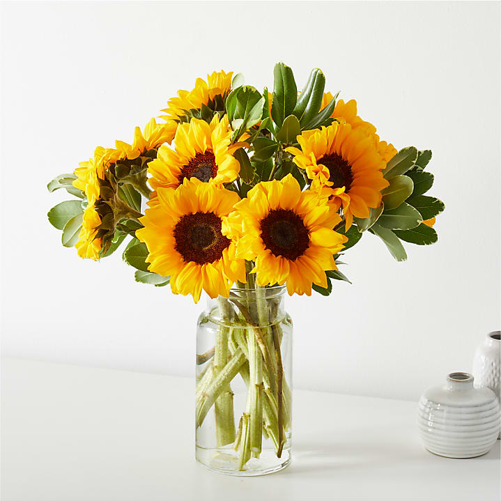product image for Honey Bee Sunflower Bouquet